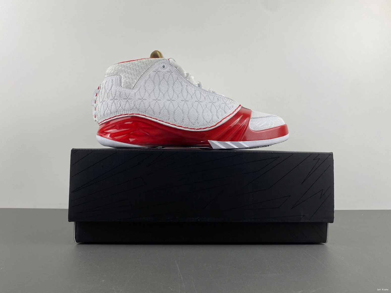 Men's Jordan Red White 23 318376-161 - Varsity 0209